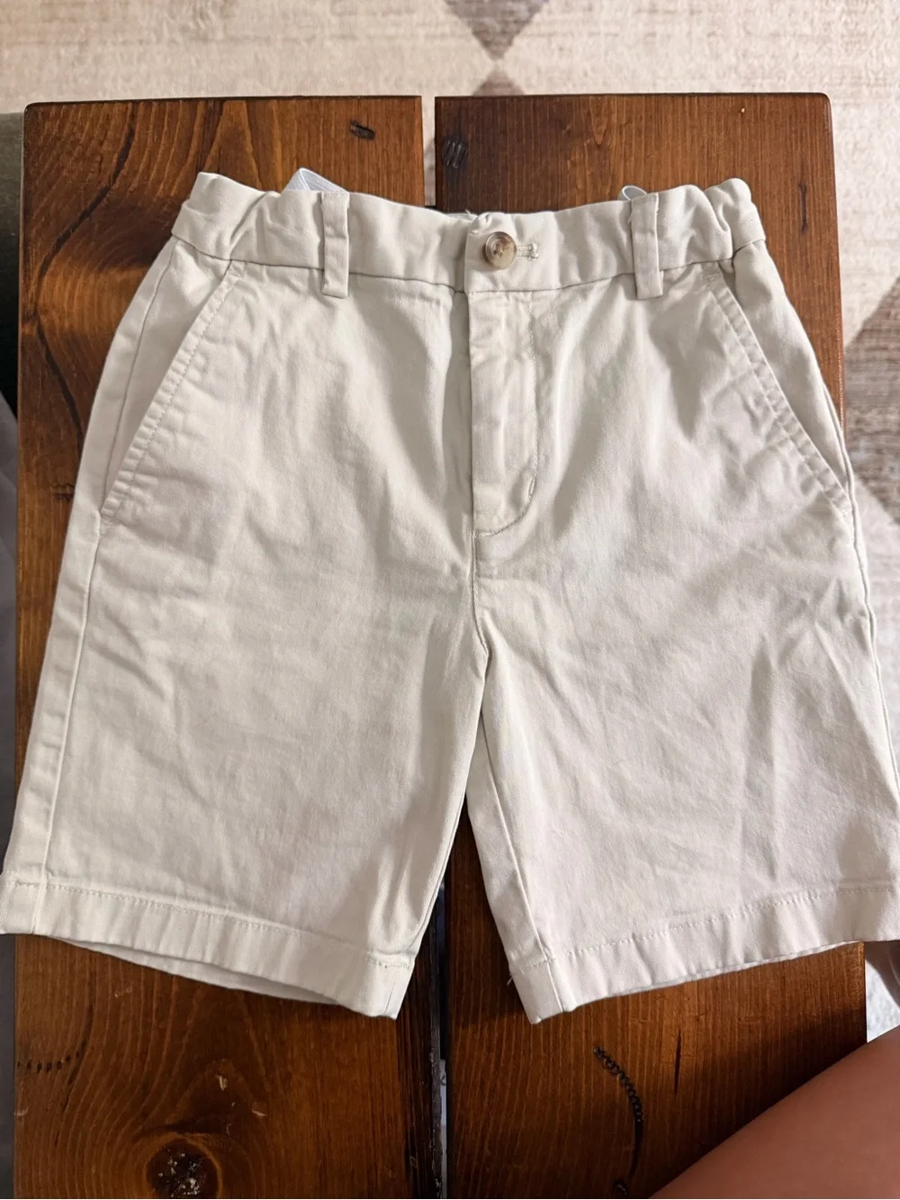 Vineyard Vines Kids Chino Shorts — Cream